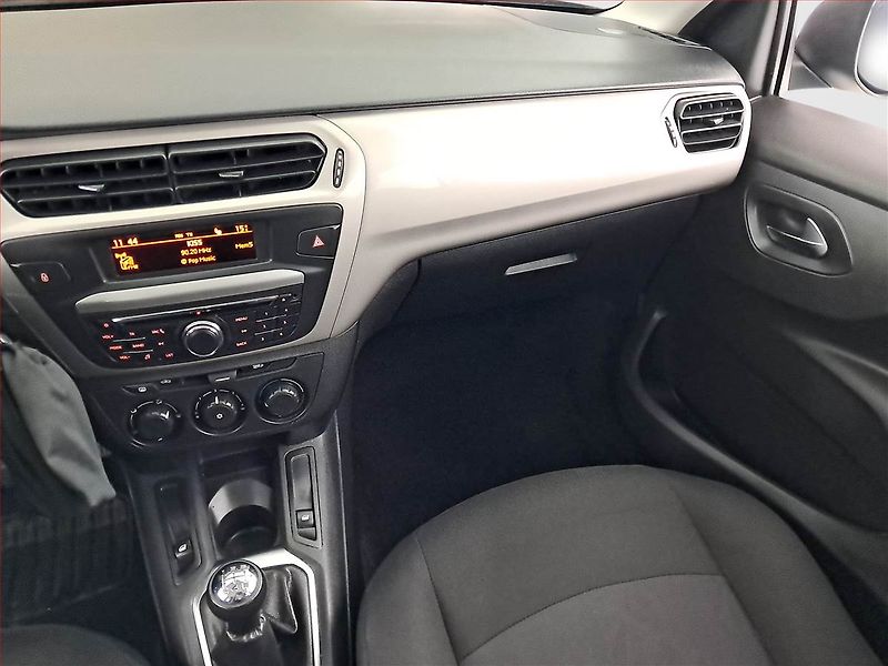 Citroën C-Elysée (2017) 1.2 PureTech, ČR,1.maj - fotka 8 z 13