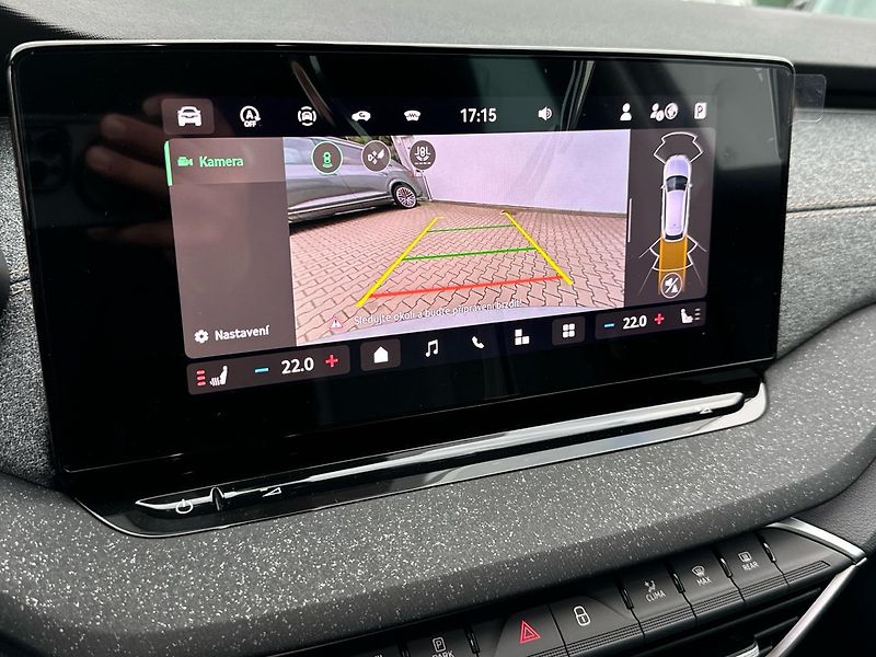 Škoda Octavia Combi 1,5 TSI 110kW DSG - fotka 18 z 24