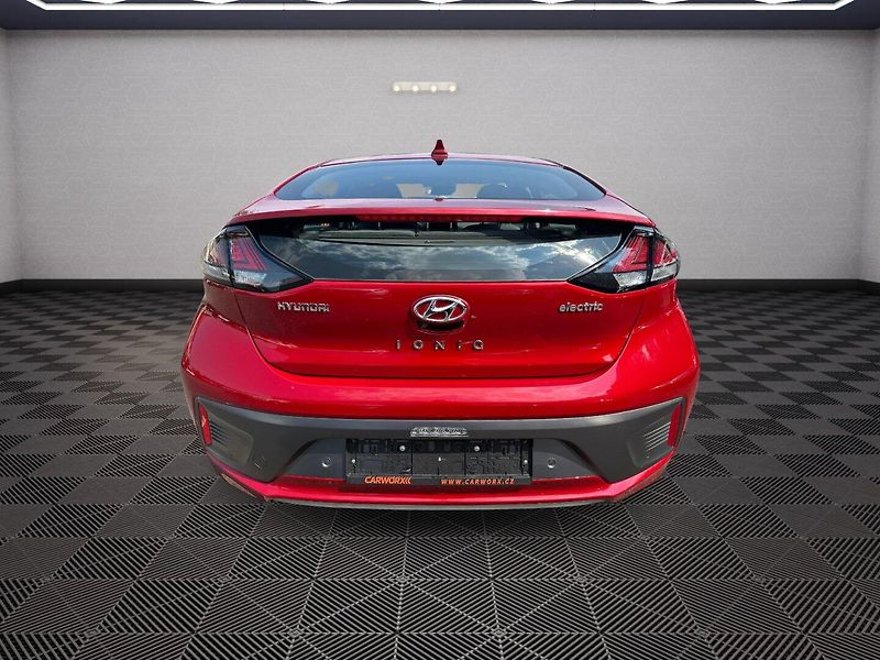 Hyundai Ioniq (2020) 25KW Trend - fotka 6 z 27