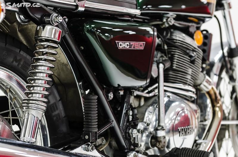Yamaha Ostatní (1973) TZ TX 750 OHC - fotka 16 z 27