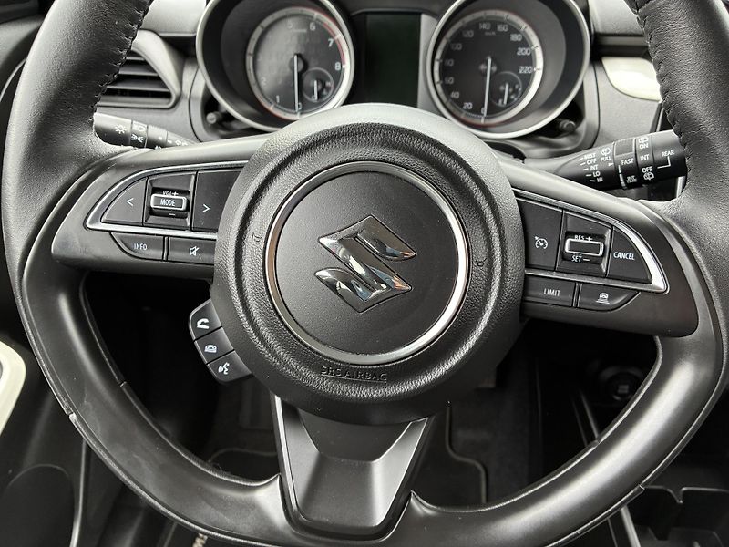 Suzuki Swift (2017) 1,0SHVS Elegance * ZÁRUKA * - fotka 10 z 23