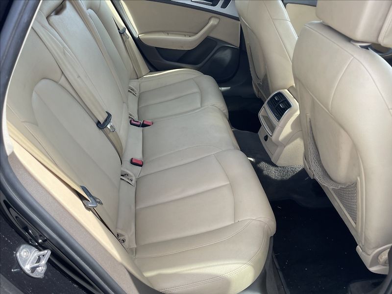 Audi A6 Avant 2,0 TDi 130kw Multitroni - fotka 11 z 36