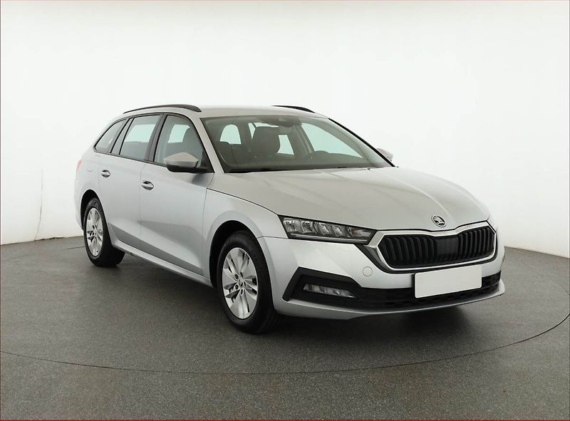 Škoda Octavia (2023) Ambition 2.0 TDI, ČR,1.maj - fotografie inzerátu