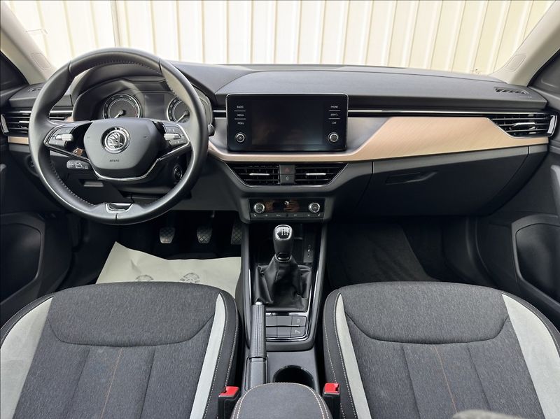 Škoda Scala 1,0 TSI STYLE DPH 1.maj. ČR - fotka 25 z 50