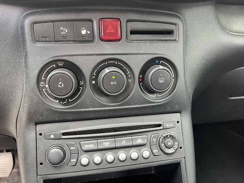 Citroën C3 Picasso - fotka 15 z 16