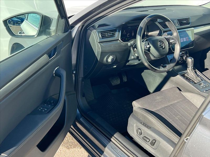 Škoda Superb 2,0 TDi 147 kW 7DSG STYLE  III - fotka 5 z 32