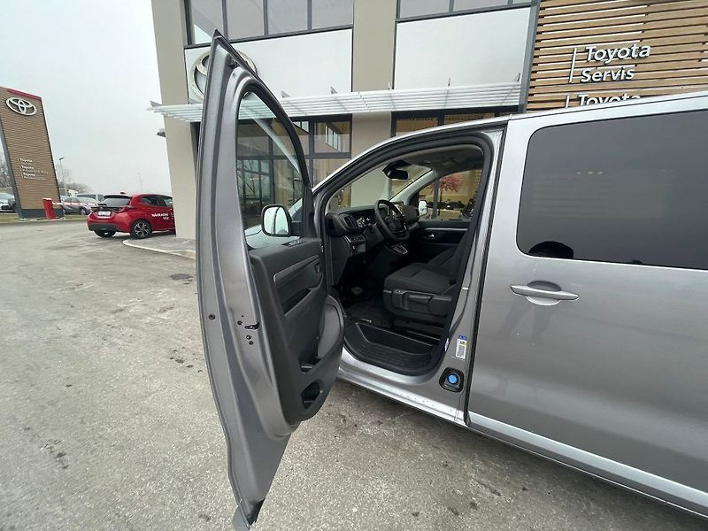 Toyota ProAce Verso 2.0D Automat L2 Business Comfo - fotka 15 z 30