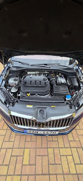 Škoda Superb (2021) Prodám Škoda Superb combi - fotka 8 z 15