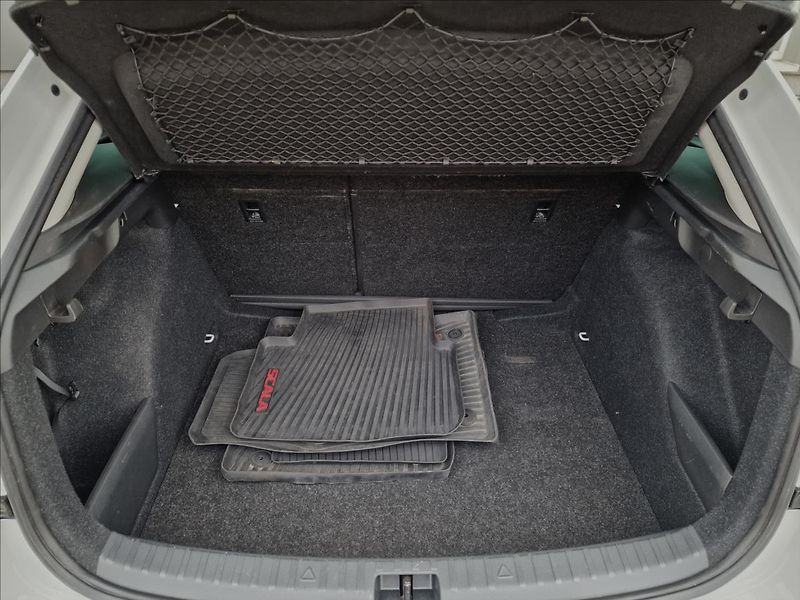 Škoda Scala 1.0 TSI 81kW Style, ČR,1.Maj. - fotka 16 z 50