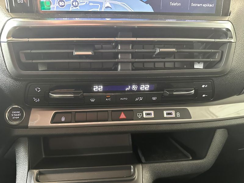 Peugeot Traveller (2025) Active Standard 2.0 BlueHDi - fotka 13 z 17