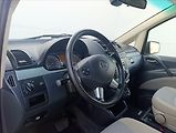 Mercedes-Benz Viano 3,0 CDi Automat SPANÍ 7míst - náhled 13
