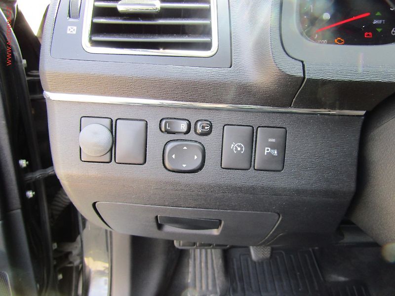 Toyota Avensis (2013) 2.0 D4-D, 1.maj,ČR, Navi - fotka 20 z 21