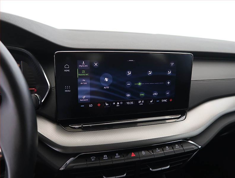 Škoda Octavia (2022) Ambition 2.0 TDI, Automat - fotka 19 z 30