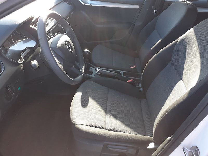 Škoda Octavia (2016) 1.2 TSi ČR 63kW - fotka 15 z 23