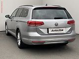 Volkswagen Passat (2018) 2.0 TDi, Comfortline, DSG - náhled 6