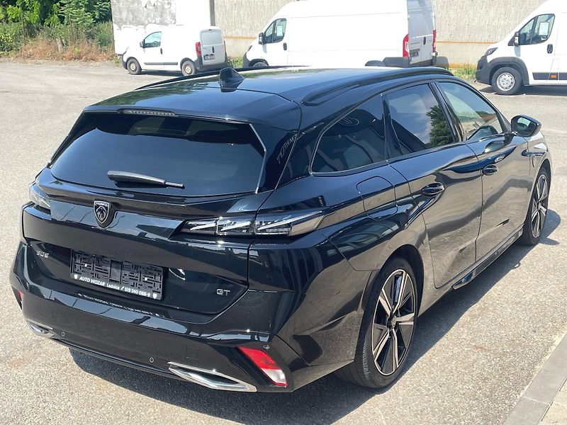 Peugeot 308 (2024) GT 1,2 PureTech 130k EAT8 - fotka 3 z 7