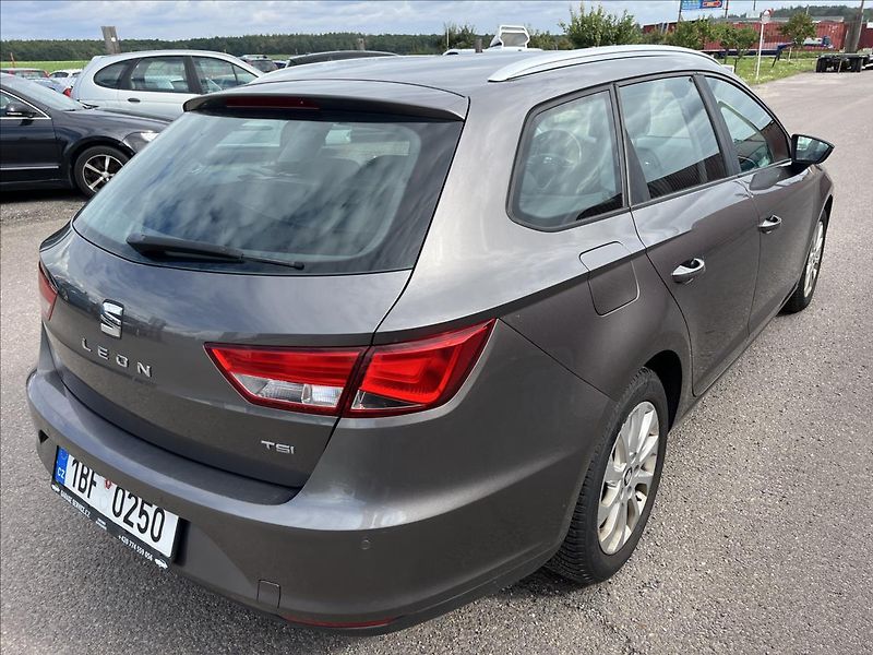 Seat Leon 1,4 TSi 92KW KLIMA ROZVODY - fotka 6 z 40