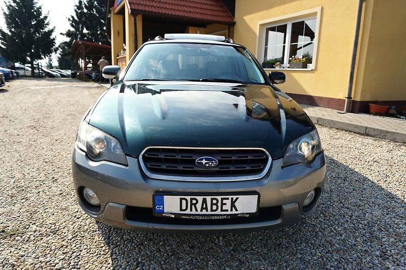 Subaru Outback (2004) 3,0R  H6 180 kW - fotka 10 z 52