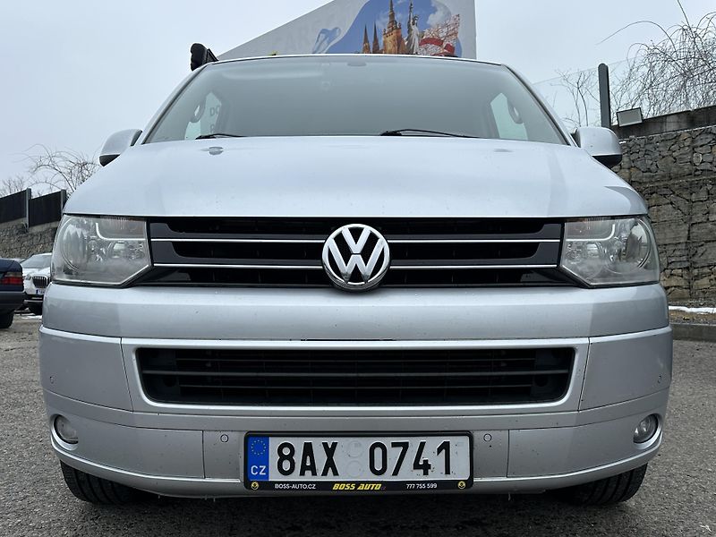Volkswagen Multivan (2010) Volkswagen Multivan 2010 - fotka 2 z 17