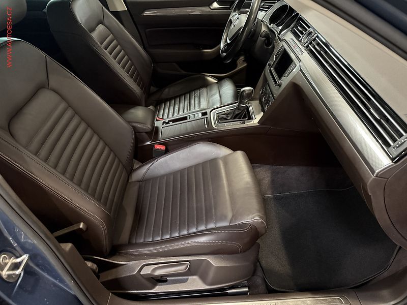 Volkswagen Passat (2016) 2.0TDi 4x4, ČR, Alltrack - fotka 13 z 26