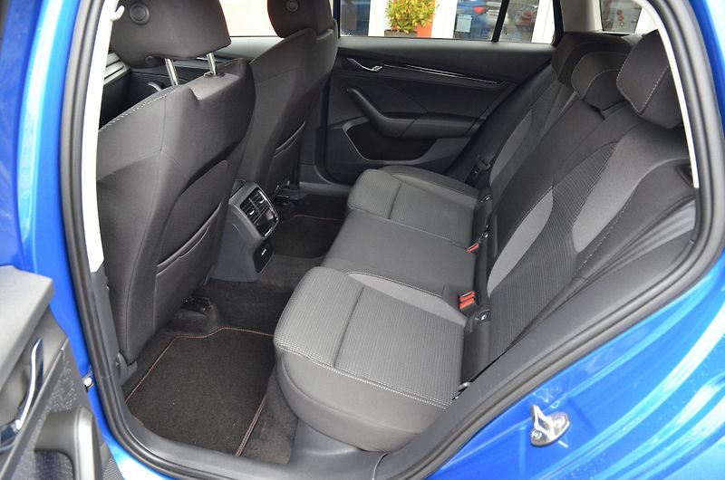 Škoda Octavia (2023) 1.5 TSi 110kW DSG AMB / TAŽNÉ  - fotka 18 z 43
