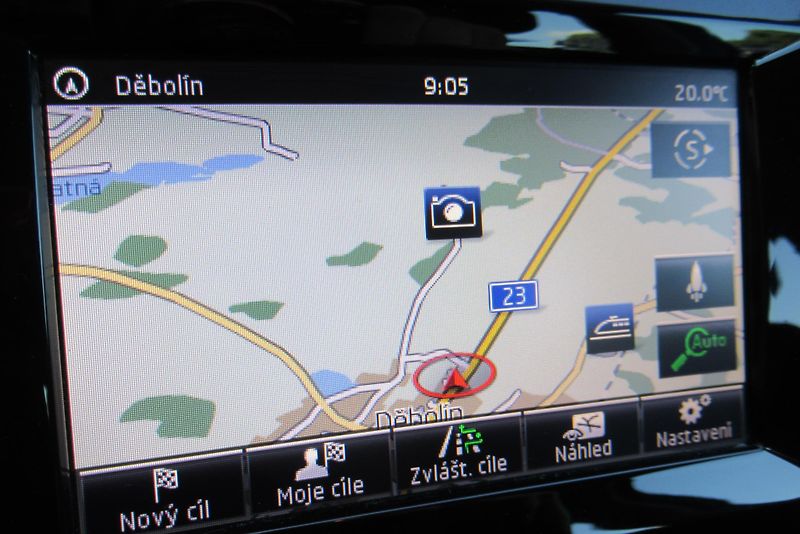 Škoda Octavia 2.0 TDi DSG  AUT. KLIMA NAVI  - fotka 13 z 35