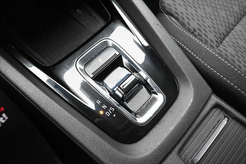 Škoda Octavia 2,0 TDI 110 kW DSG Style Záruk - fotka 23 z 32