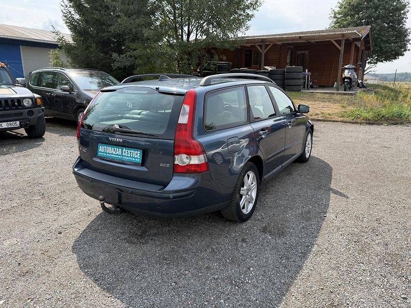 Volvo V50 2.0 D - fotka 6 z 20