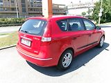Hyundai i30 (2009) CW 1.6 CRDi KOUPENO ČR - náhled 6