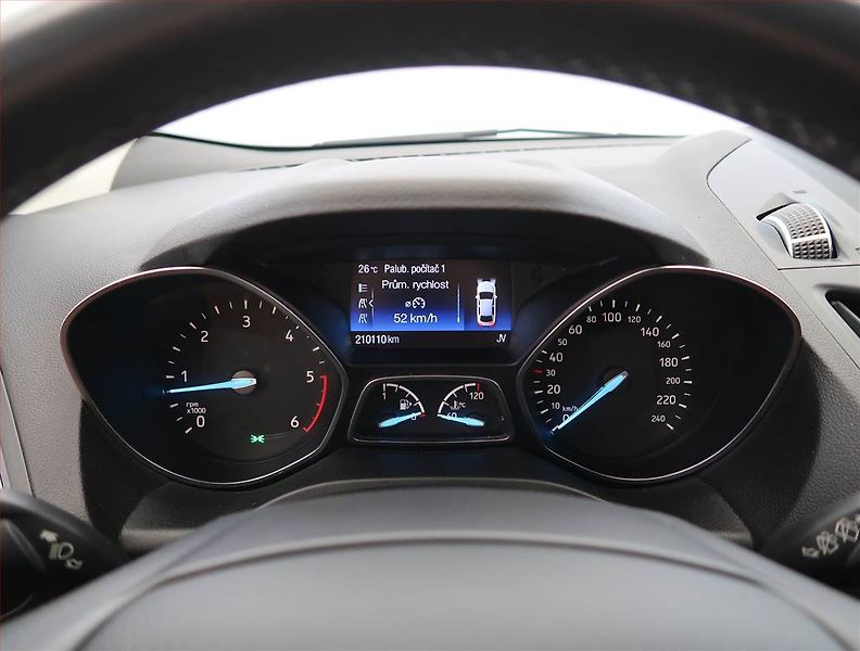 Ford Kuga (2017) 2.0 TDCi, 4X4, ČR,1.maj - fotka 11 z 19