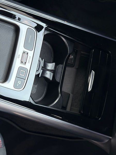 Mercedes-Benz Třídy B B 200d AMG Advanced - fotka 30 z 37