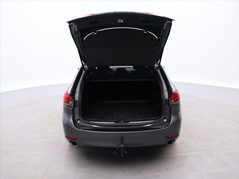 Mazda 6 2,2 D 135KW Revolution TOP CZ - fotka 9 z 29