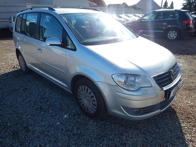 Volkswagen Touran 2.0 TDI, DIGIKLIMA - fotka 4 z 26