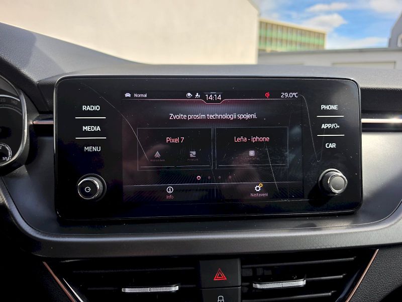 Škoda Scala (2023) 1,0TSI 81KW STYLE - fotka 12 z 34