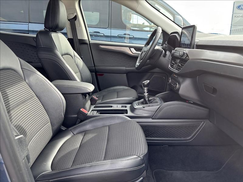 Ford Kuga 1,5 EcoBlue 88kW Titanium X - fotka 24 z 49