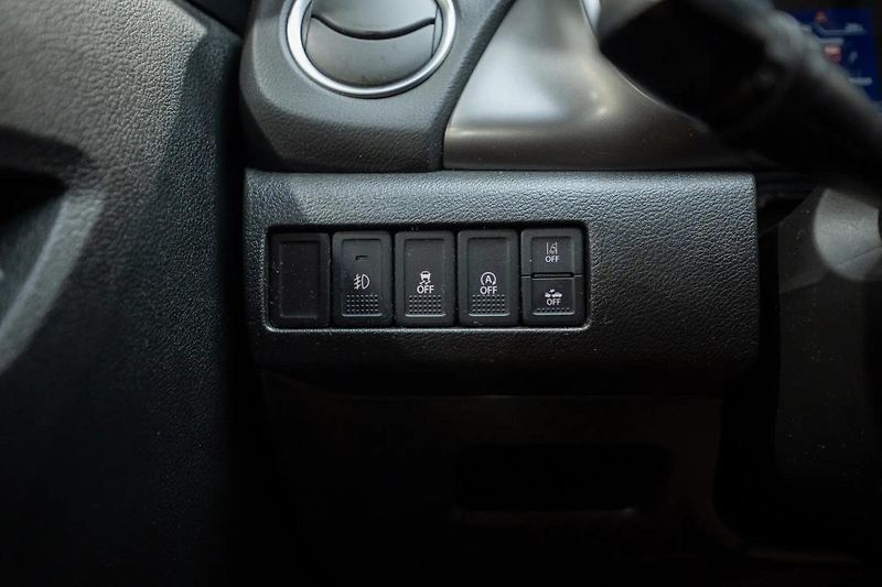 Suzuki Vitara Hybrid 1.4 95 kW - fotka 22 z 34