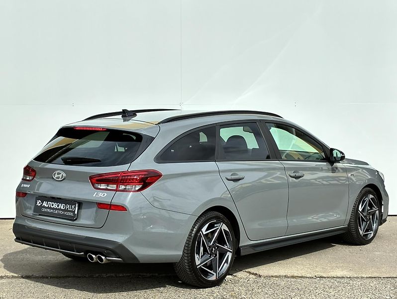 Hyundai i30 1.5 T-GDI 103kW DCT N-Line - fotka 2 z 20