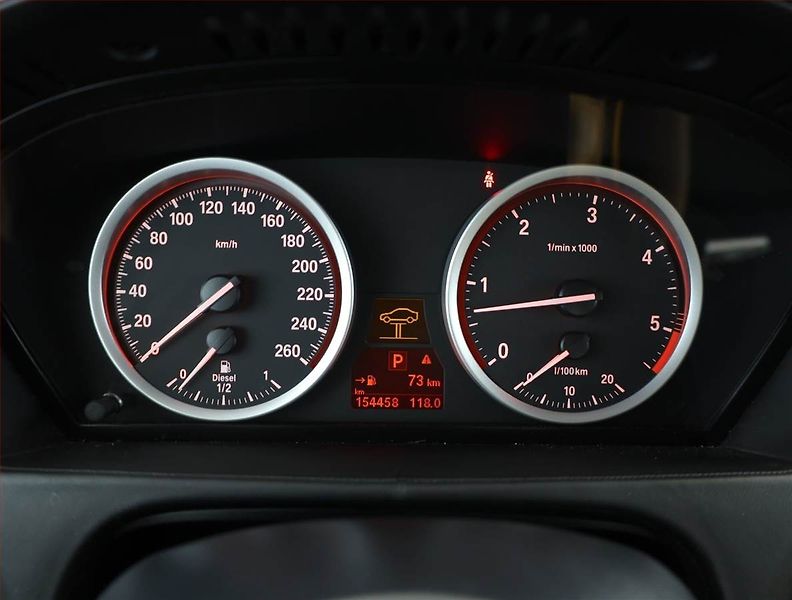 BMW X6 (2010) xDrive35d, 4X4, Automat, Kůže - fotka 9 z 21