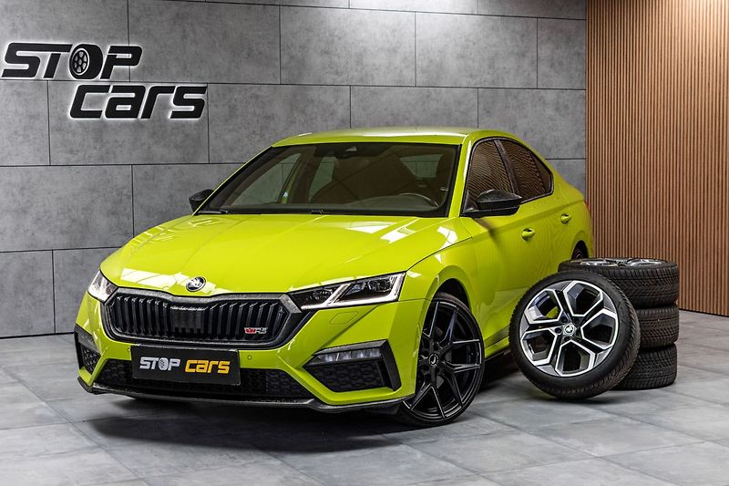 Škoda Octavia RS 2.0 TSI 225kW 2xKOLA*DPH*ČR - fotka 2 z 44