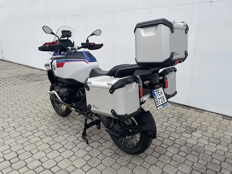 BMW (2026) R 1300 GS Adventure - fotka 8 z 14