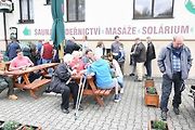 Na oblíbenou vyjížďku veteránů Po pašeráckých stezkách vyrazili řidiči se svými skvosty navzdory nepřízni počasí.