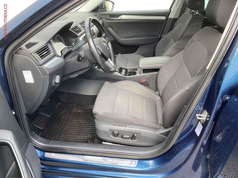 Škoda Superb (2018) 2.0TDi, 2.maj,ČR, Ambition - fotka 9 z 20
