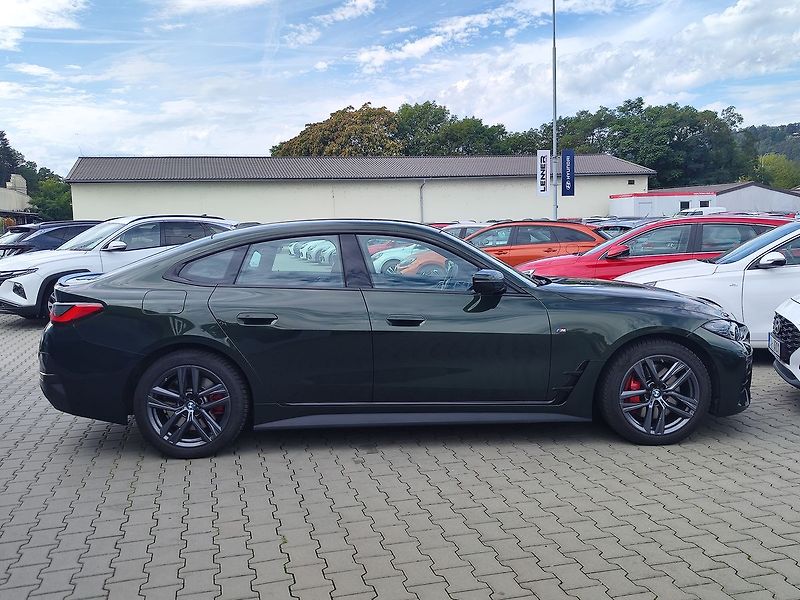 BMW Řada 4 420d xDrive/140kW M Paket AT - fotka 4 z 37