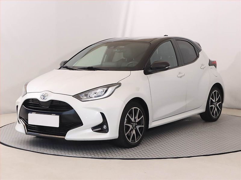 Toyota Yaris (2021) 1.5 VVT-i, Serv.kniha, Kůže - fotka 2 z 17