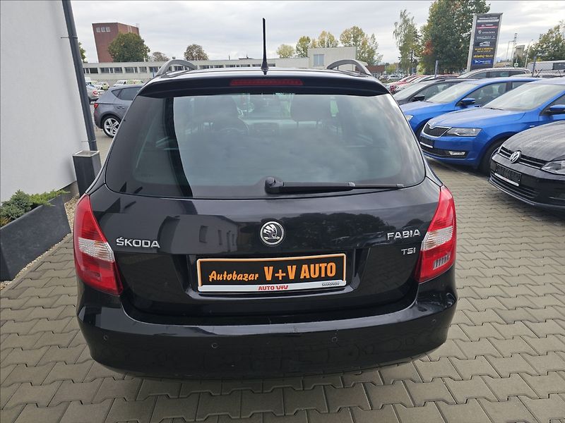 Škoda Fabia II 1,2 TSi 63KW Fresch ALU - fotka 7 z 49