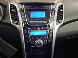 Hyundai i30 (2015) 1.6 MPI, Tempomat - náhled 12