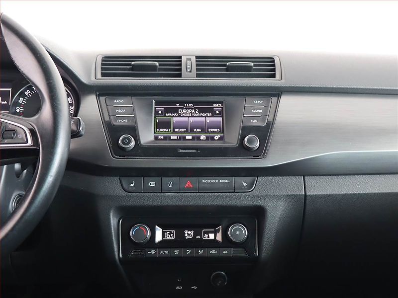 Škoda Fabia (2016) 1.2 TSI, Tempomat - fotka 12 z 19