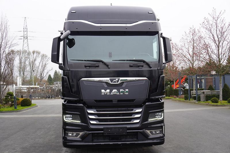 MAN TGX (2024) 28.480 6x2/ 2024/ Krone 18EPAL - fotka 8 z 24
