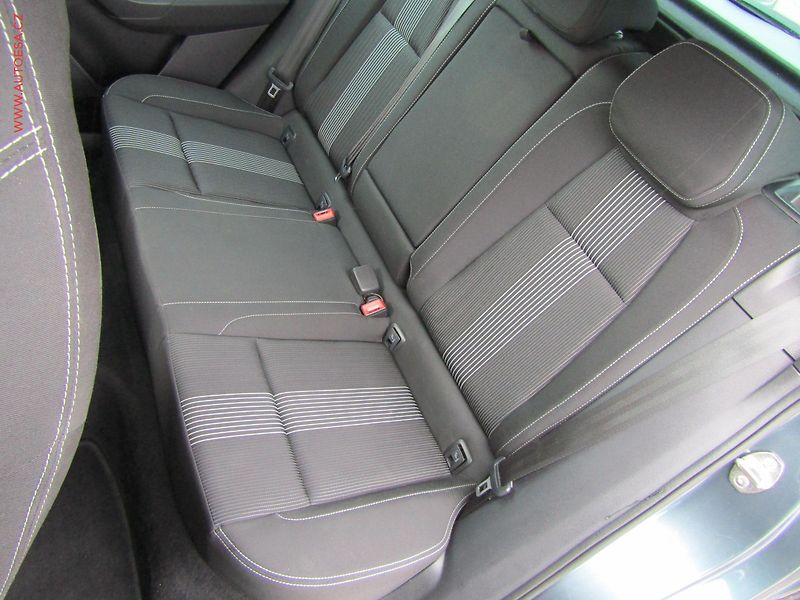Škoda Karoq (2019) 1.6 TDi, ČR, Style, DSG - fotka 10 z 20