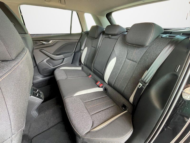 Škoda Kamiq (2025) 1.5 TSI 110kW Top Selection - fotka 26 z 34